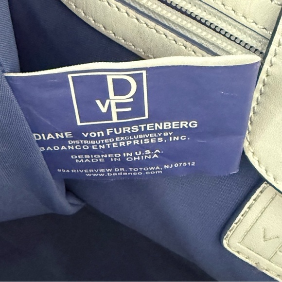 Diane Von Furstenberg Red and White Canvas and Leather Tote Bag - Picture 10 of 10